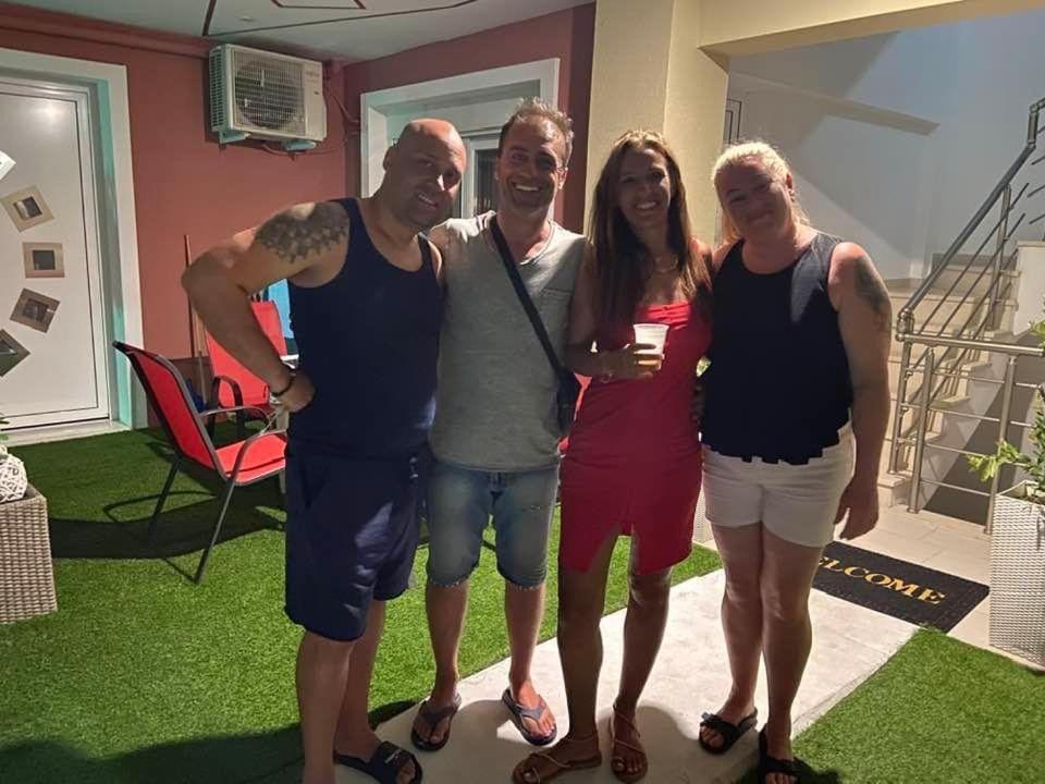 الشقق الفندقية سارتيفي  Petros House المظهر الخارجي الصورة